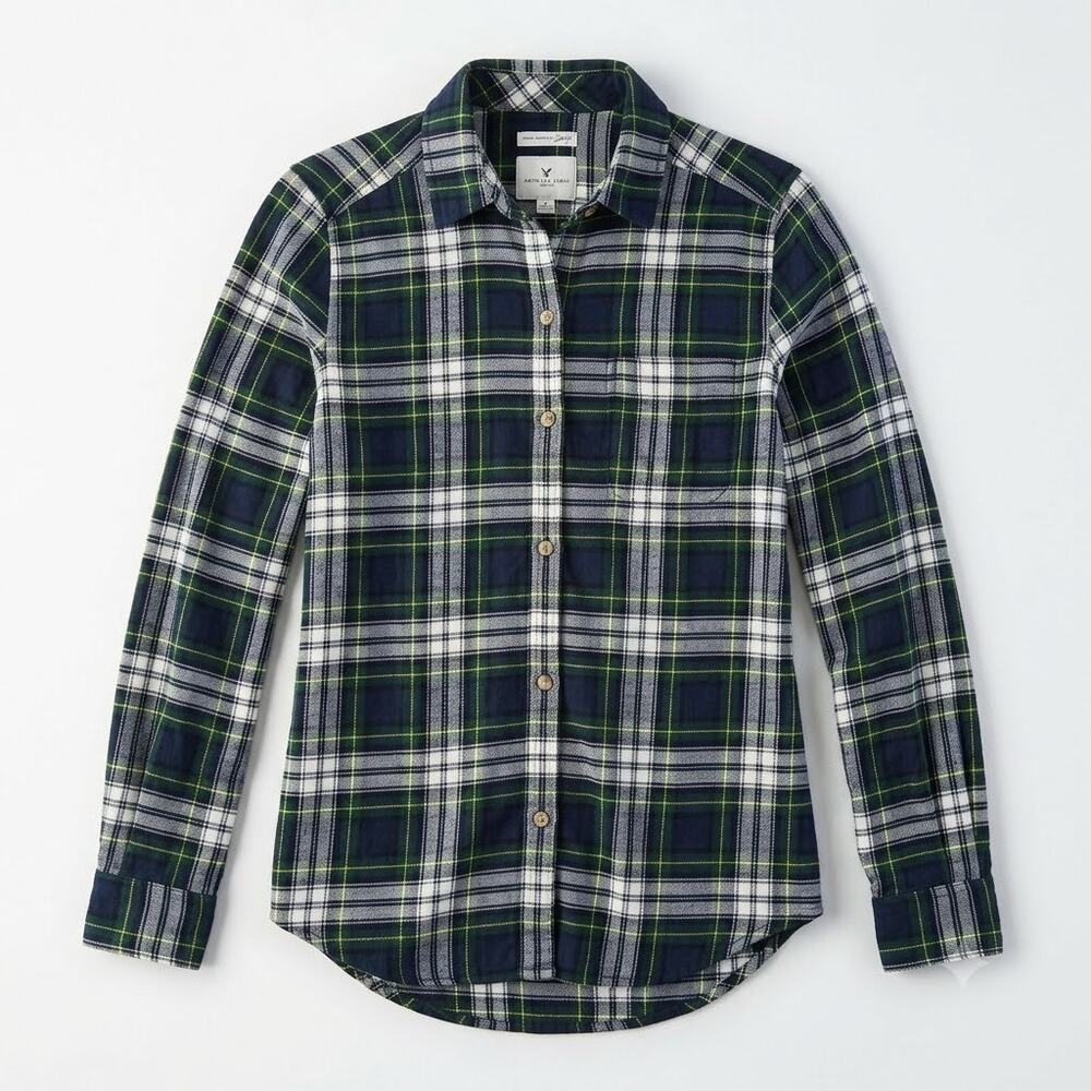 American Eagle Boyfriend Fit Flannel Shirt Green Plaid Amazingly Soft Womens XS